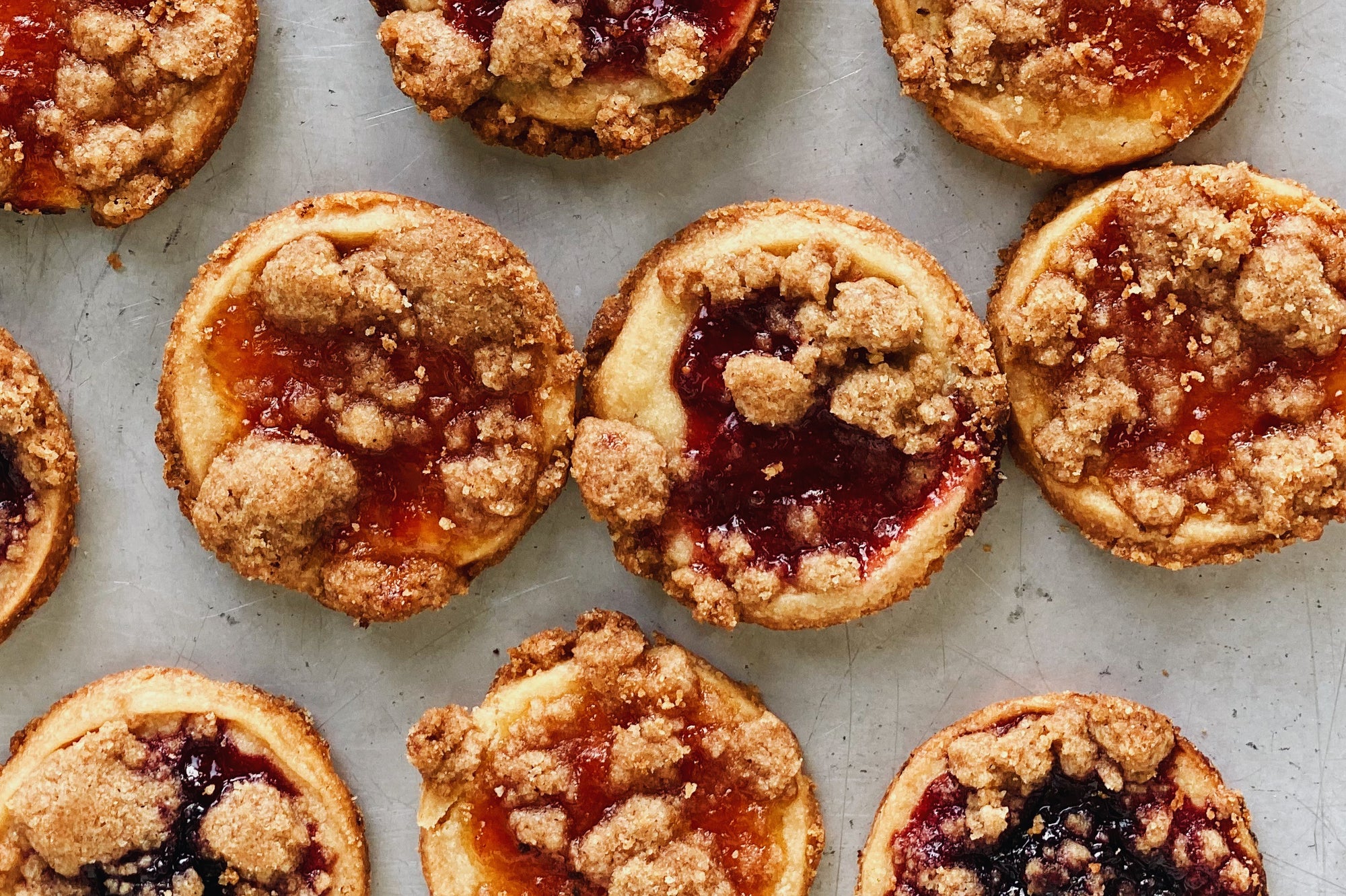 Jam Streusel Cookies