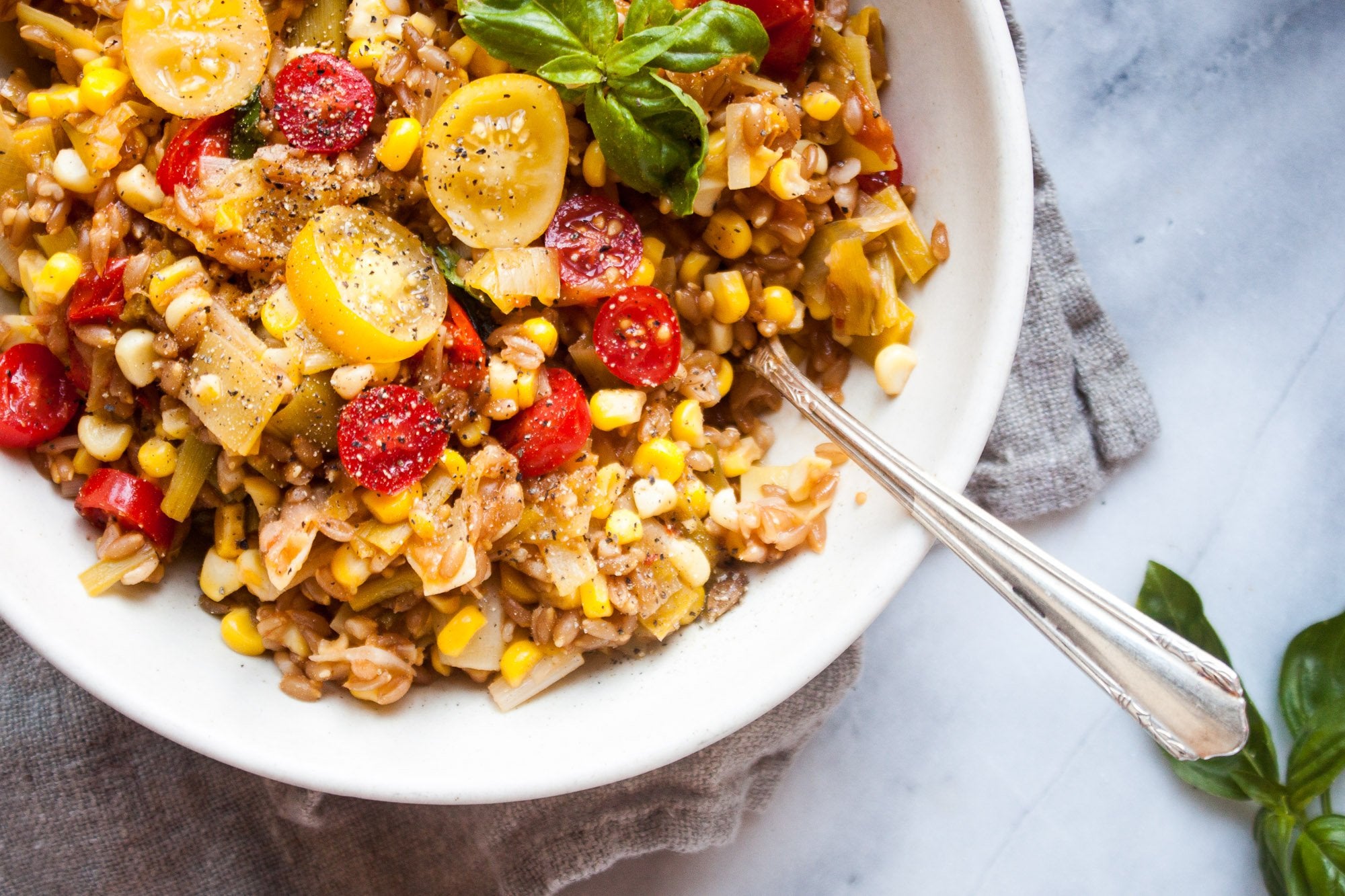 One Pot Farro with Tomatoes, Leeks + Corn