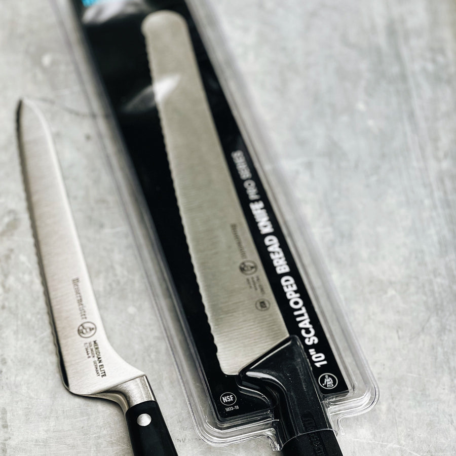 Pro Series Scalloped Baker's Knife